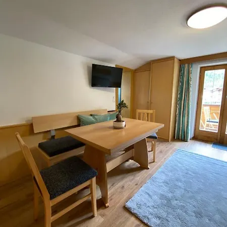 Aparts Handle Und Haus Bergblick Lägenhet